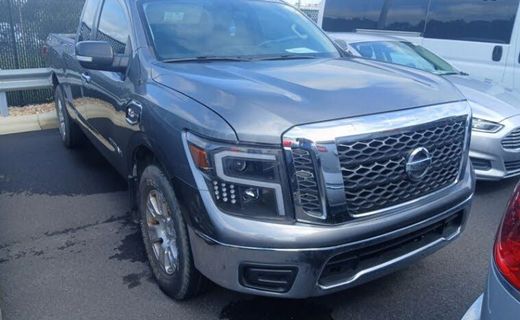 2017 Nissan Titan S