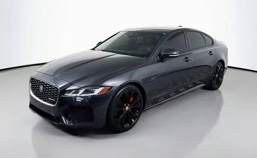2022 Jaguar XF SE