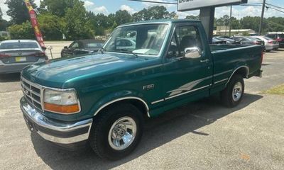 1996 Ford F-150 XL REG CAB
