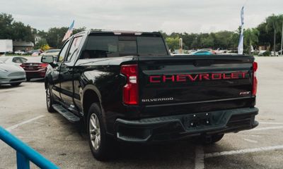 2020 Chevrolet Silverado RST