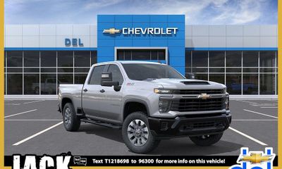 2026 Chevrolet Silverado HD Custom