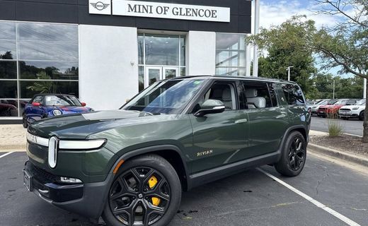 2023 Rivian R1S Adventure