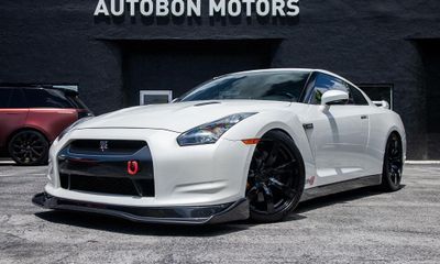 2010 Nissan GT-R Premium