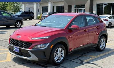 2023 Hyundai Kona SE