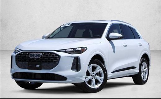 2025 Audi Q5 Quattro Premium