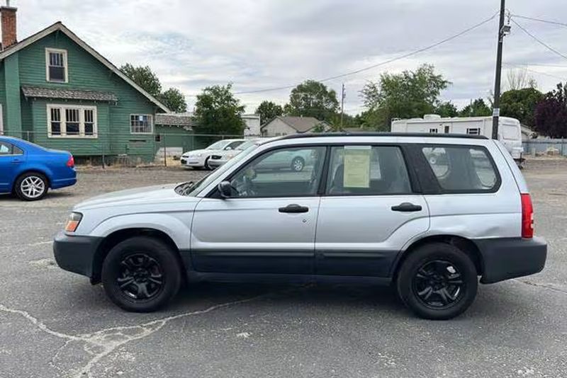 2004 Subaru Forester — a typically priced live listing