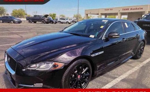 2016 Jaguar XJ