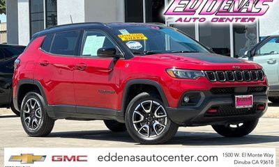 2025 Jeep Compass Trailhawk