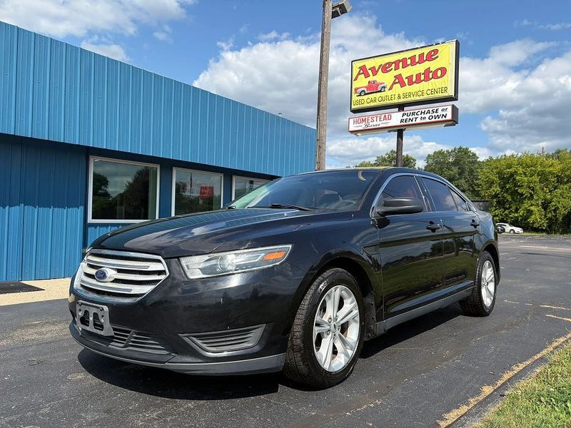 2016 Ford Taurus — a typically priced live listing