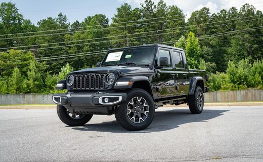 2026 Jeep Gladiator Sport