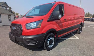 2022 Ford Transit LOW Roof