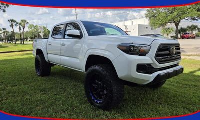 2018 Toyota Tacoma SR