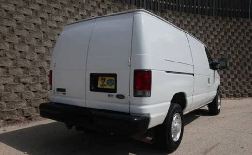 2013 Ford E-350 Super Duty