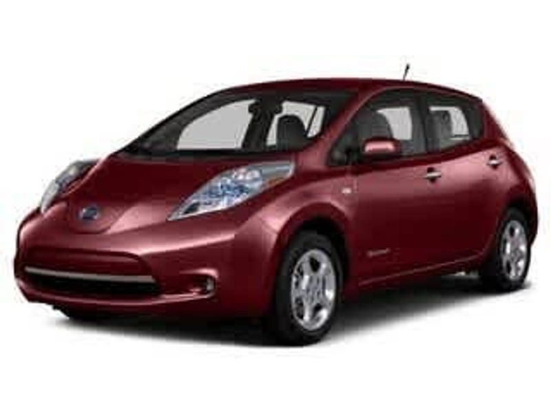 2017 Nissan LEAF — a typically priced live listing
