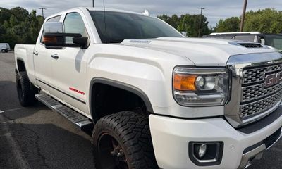 2019 GMC Sierra HD Denali