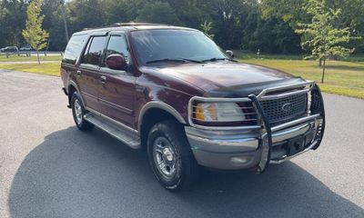 2001 Ford Expedition Eddie Bauer