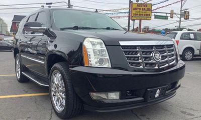 2011 Cadillac Escalade Luxury