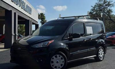 2022 Ford Transit Connect XLT