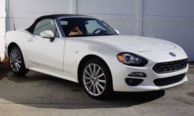 2019 Fiat 124 Spider Lusso