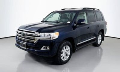 2019 Toyota Land Cruiser VX R