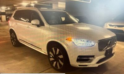 2023 Volvo XC90 Ultimate Bright