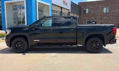 2021 GMC Sierra Elevation