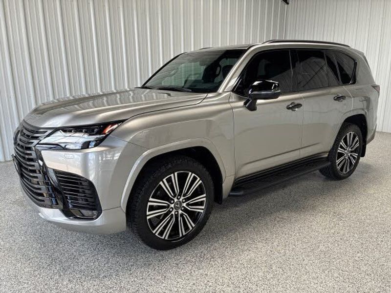 2024 Lexus LX — a typically priced live listing