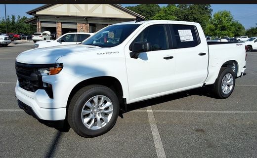 2026 Chevrolet Silverado Custom