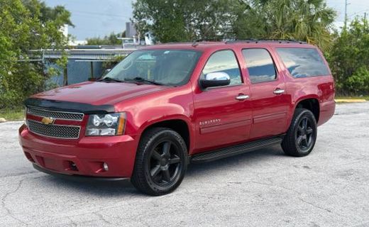 2013 Chevrolet Suburban LT