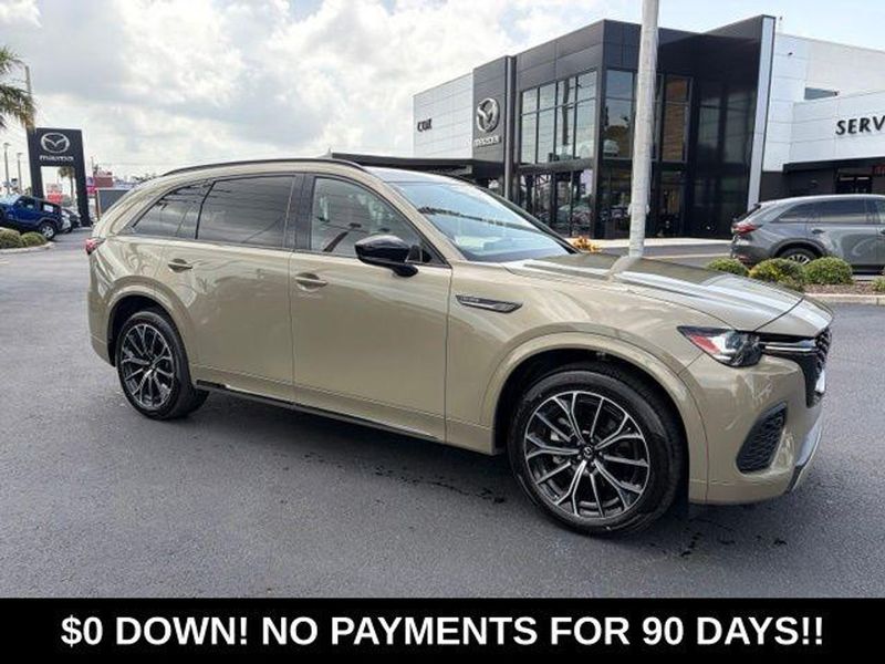 2025 Mazda CX-70 — a typically priced live listing