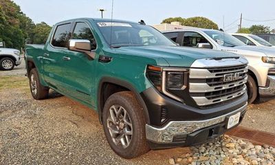 2026 GMC Sierra SLE