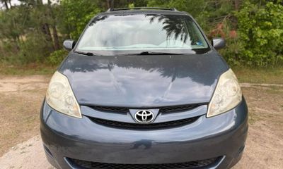2008 Toyota Sienna XLE