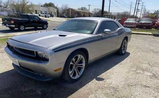 2011 Dodge Challenger Base
