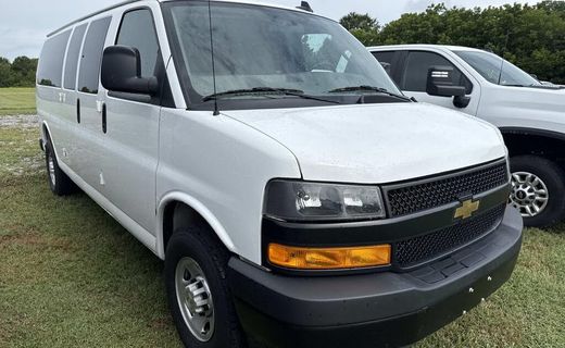2025 Chevrolet Express LS EXT