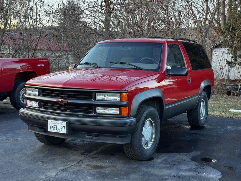 1996 Chevrolet Tahoe — a typically priced live listing