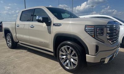 2026 GMC Sierra Denali