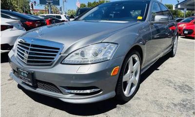 2013 Mercedes-Benz S-Class S550