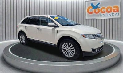 2012 Lincoln MKX Base