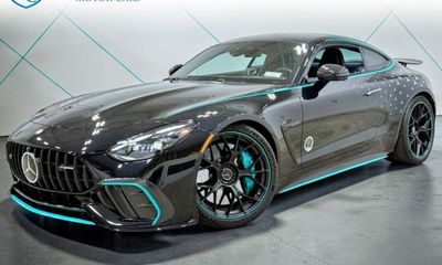 2025 Mercedes-Benz AMG GT GT63 Pro