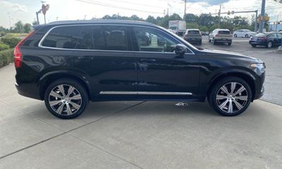 2025 Volvo XC90 Plus Bright