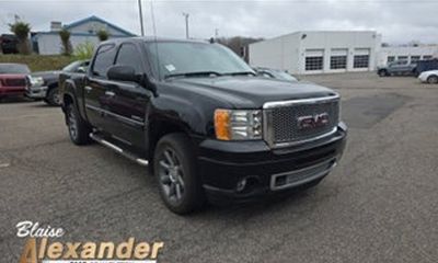 2012 GMC Sierra Denali