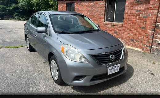 2012 Nissan Versa SV