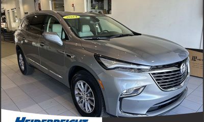 2024 Buick Enclave Essence