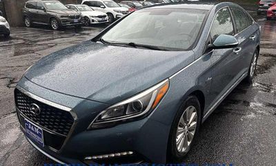 2016 Hyundai Sonata GL Middle LOW