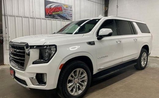 2023 GMC Yukon XL SLT