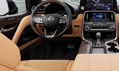 2026 Lexus LX 700H Luxury