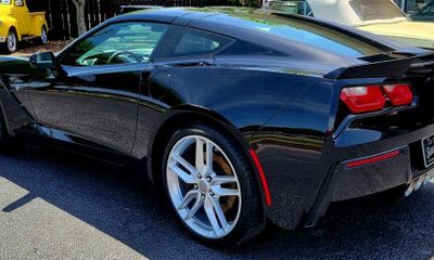 2017 Chevrolet Corvette Stingray Standard 1LT