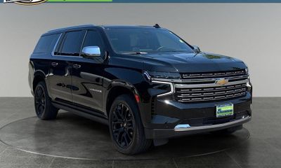 2023 Chevrolet Suburban Premier