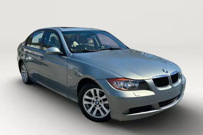 2006 Bmw 325xi — a typically priced live listing