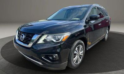2018 Nissan Pathfinder S